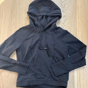 Lululemon black hoodie size 6